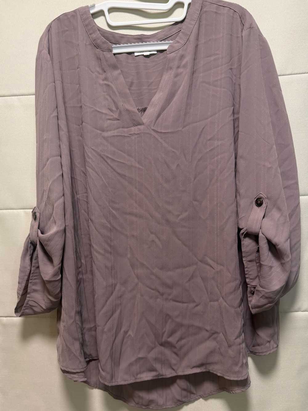 Maurices 2X Mauve Dusty Purple V Neck Blouse Roll Tab Sleeve Plus Size